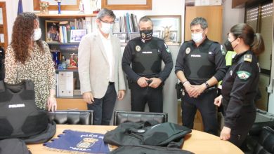 Photo of Adra aumenta la seguridad de Policía Local con chalecos antibalas