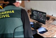 Photo of Detenido un hombre en Almería por ciberacosar sexualmente a 23 menores