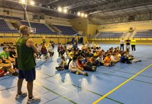 Photo of El Club Baloncesto Adra celebra una charla para prevenir el bullying