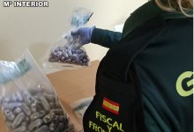 Photo of La Guardia Civil de Almería detiene a una mujer que portaba 194 bellotas de hachís ocultas en distintas partes del cuerpo