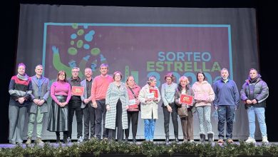 Photo of Comerciantes de Adra reparten 3000 euros en premios para agradecer la fidelidad de sus clientes esta Navidad