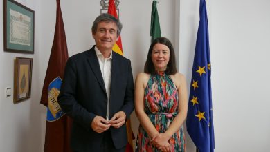Photo of Manuel Cortés anuncia que Elisabet Suárez será la pregonera de la Feria y Fiestas de Adra 2024