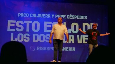 Photo of Paco Calavera y Pepe Céspedes llenan de humor y de público el Auditorio Ciudad de Adra en la noche de sábado