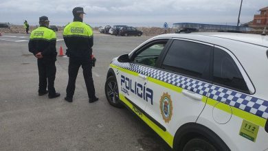 Photo of La Policía Local de Adra detiene a un individuo por intento de robo en vehículos