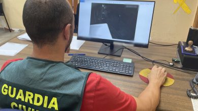 Photo of Detenido un menor de edad que realizaba tocamientos a mujeres en la zona del puerto de Roquetas de Mar
