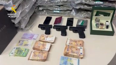 Photo of Detenidos tres miembros de una red de distribución internacional de droga que operaban desde el Poniente almeriense