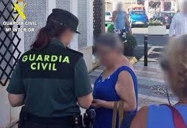 Photo of La Guardia Civil investiga una estafa mediante el “timo del tocomocho” en Roquetas de Mar
