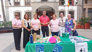 Photo of Instalada una mesa informativa en Adra con motivo del Día Mundial Contra el Cáncer de Mama