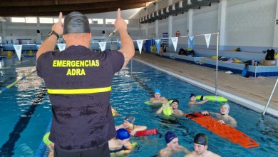 Photo of Adra impulsa la formación en socorrismo acuático