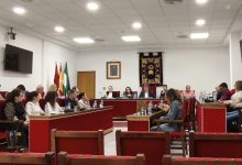 Photo of Adra guarda un minuto de silencio por los agentes de la Guardia Civil fallecidos en Huelva