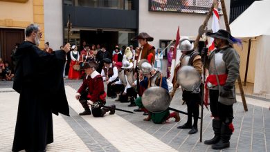 Photo of Adra revive la historia de Don Luis de Tovar en una recreación marcada por la lluvia